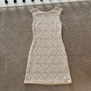 Jessica Howard Lace dress